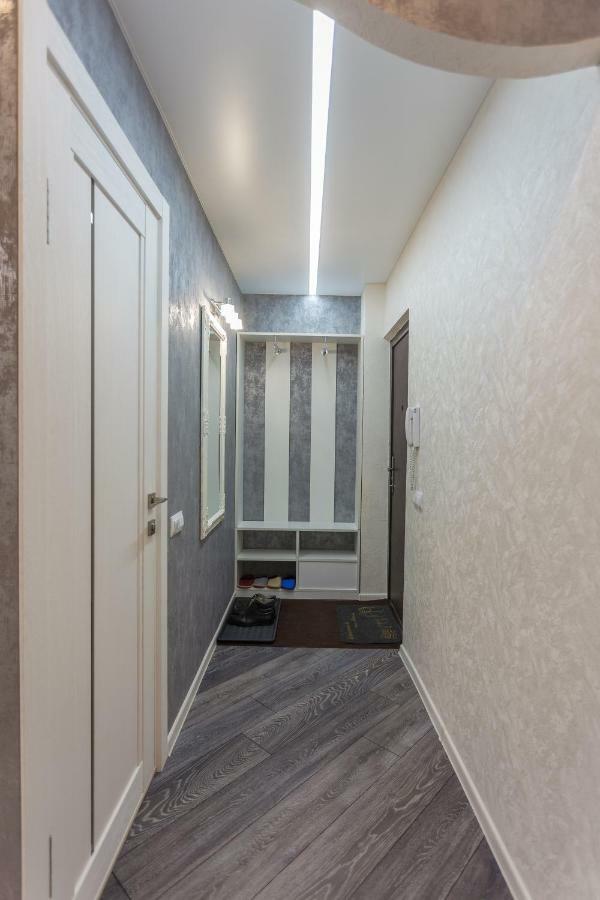 Apartment Dom Kino ミンスク エクステリア 写真
